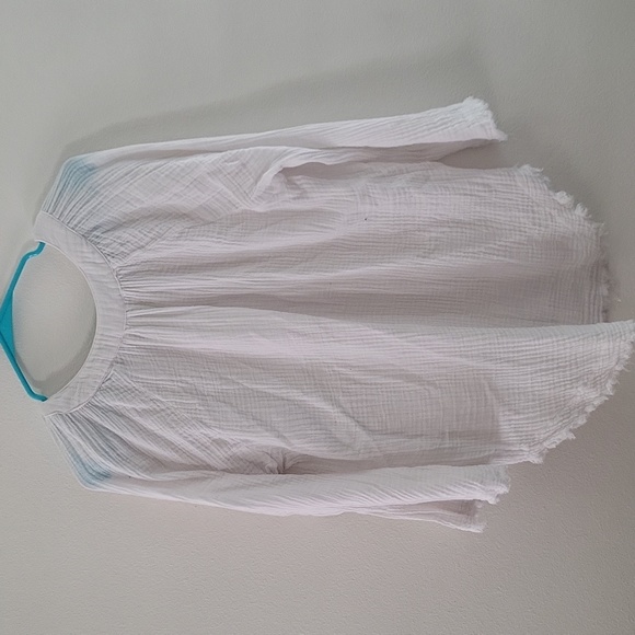 Chelsea & Theodore White Long Sleeve - Picture 4 of 4